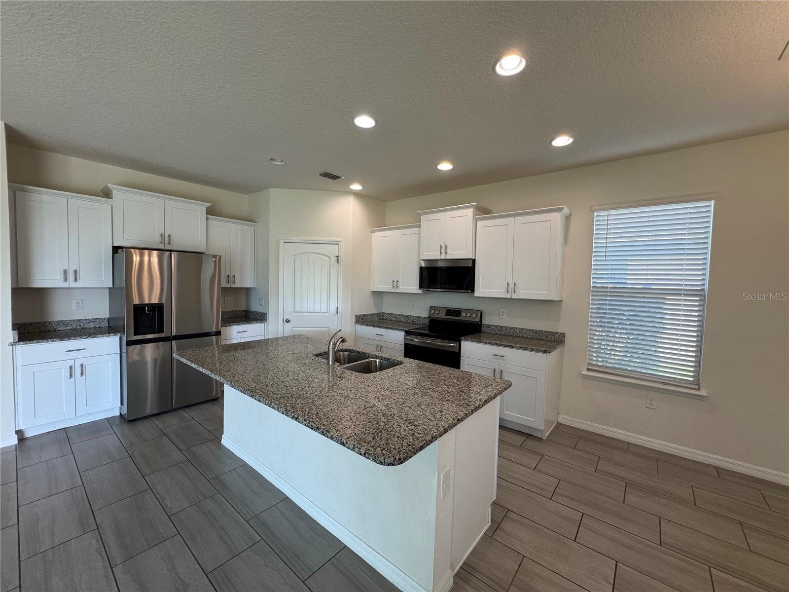 WATERLEIGH PH 3A - Residential Lease