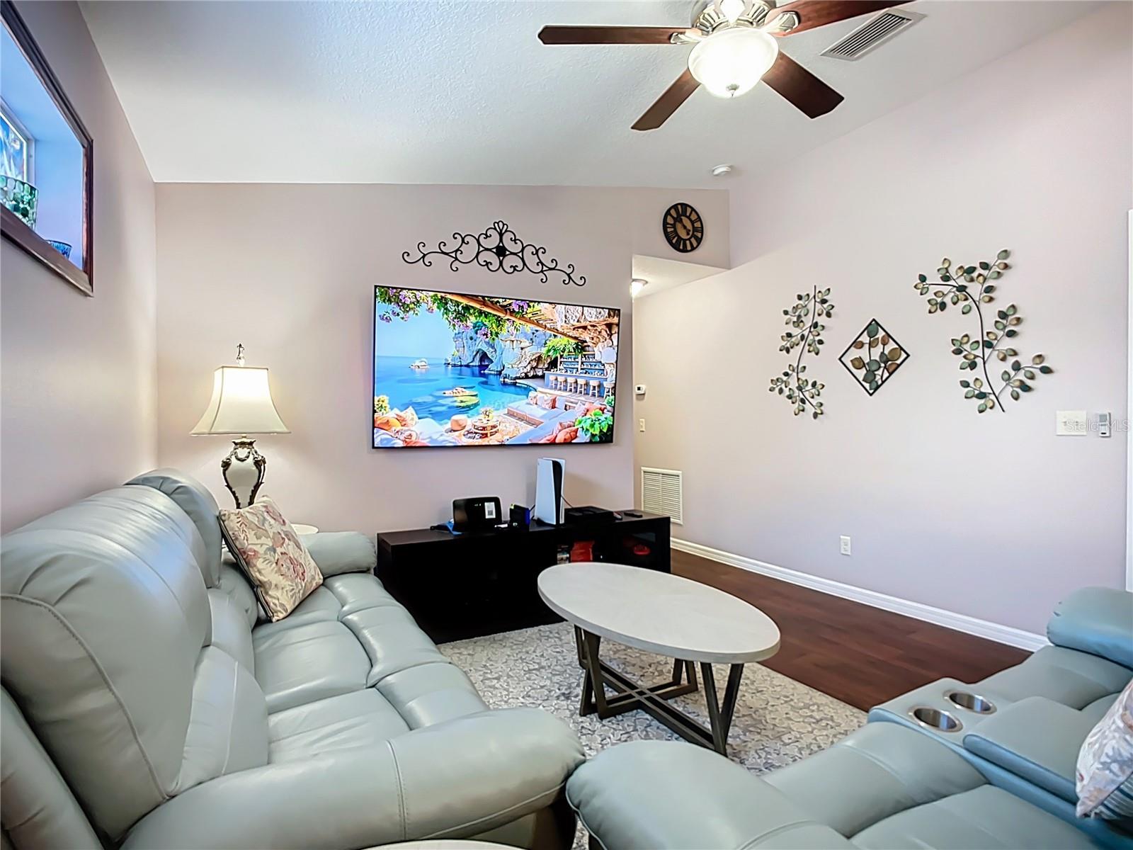 CORTEZ LANDINGS - Residential