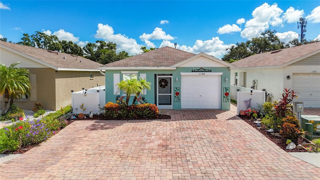 Photo of 1158 42nd Terrace E, Bradenton, FL 34208 (MLS # A4666830)