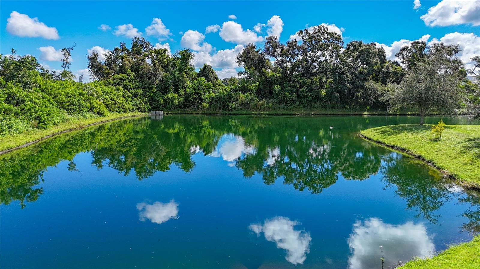 CORTEZ LANDINGS - Residential