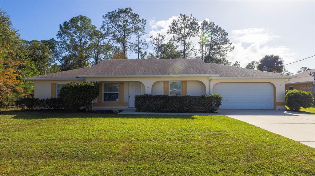 Photo of 21 Whetstone Lane, Palm Coast, FL 32164 (MLS # FC322425)