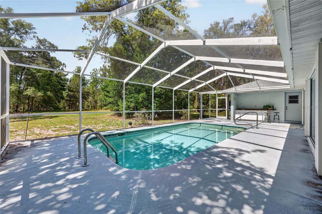Photo of 9000 SW 203rd Court, Dunnellon, FL 34431 (MLS # OM729235)