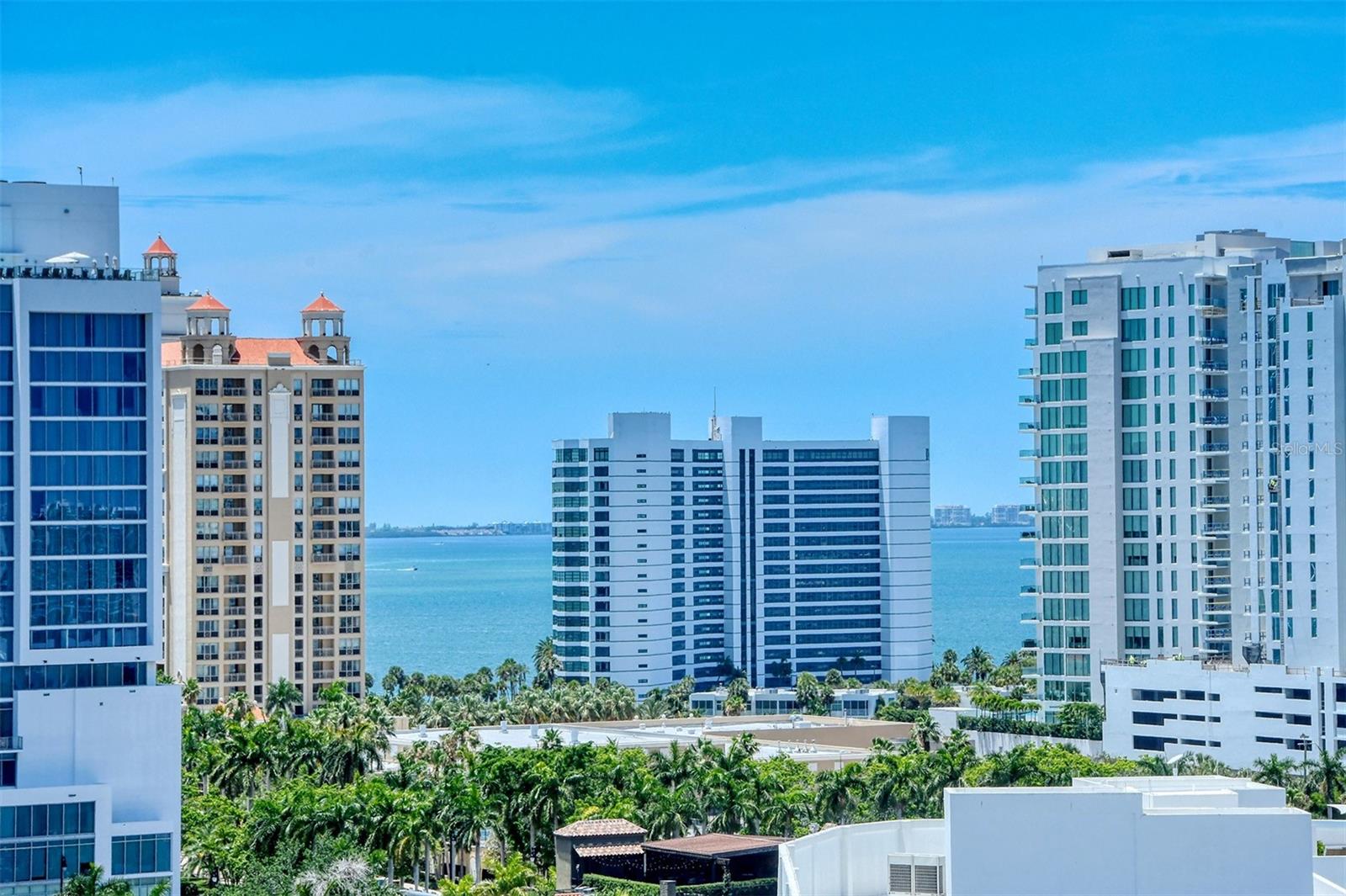 1350 MAIN - Residential Lease