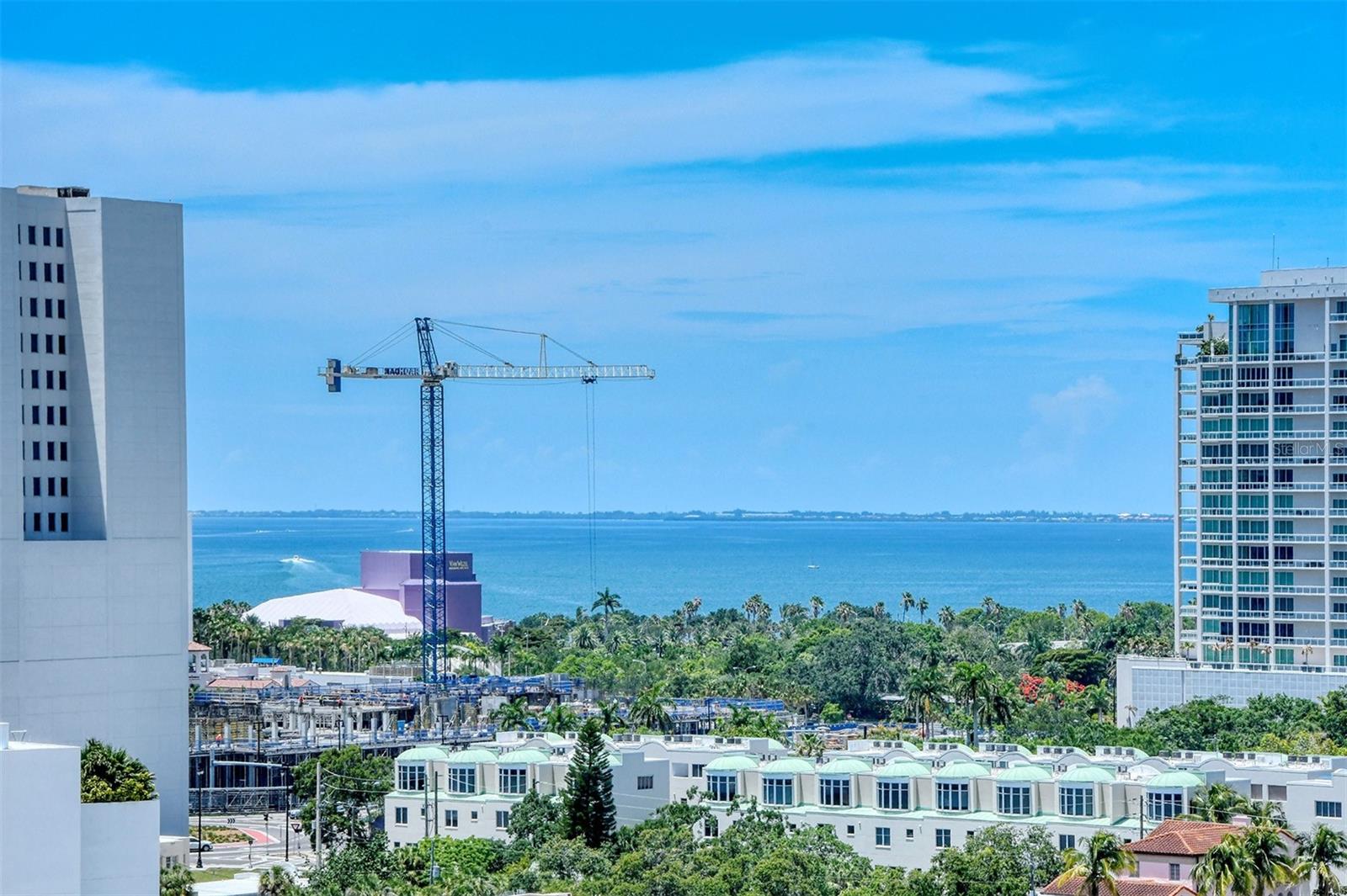 1350 MAIN - Residential Lease