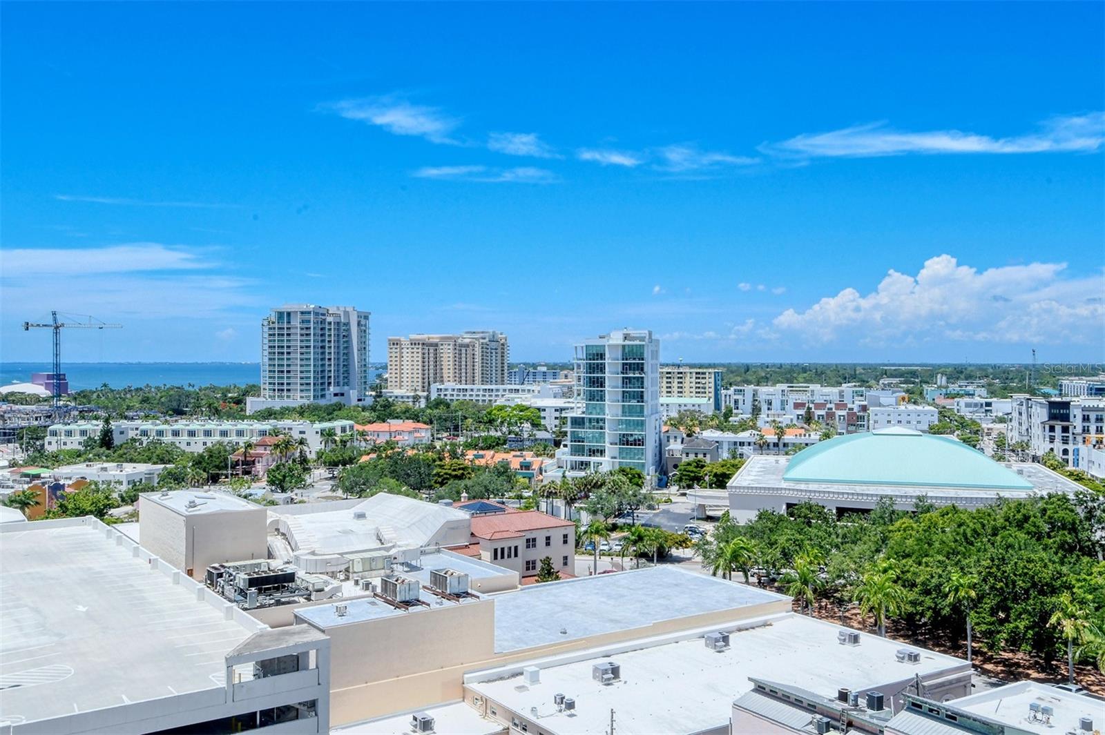 1350 MAIN - Residential Lease