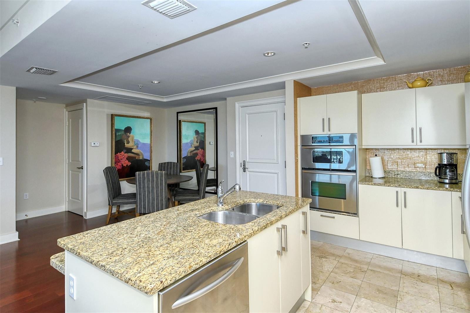 1350 MAIN - Residential Lease