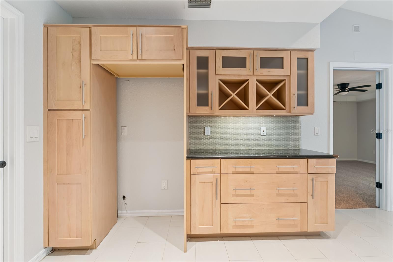 OVERLOOK ESTATES - Residential