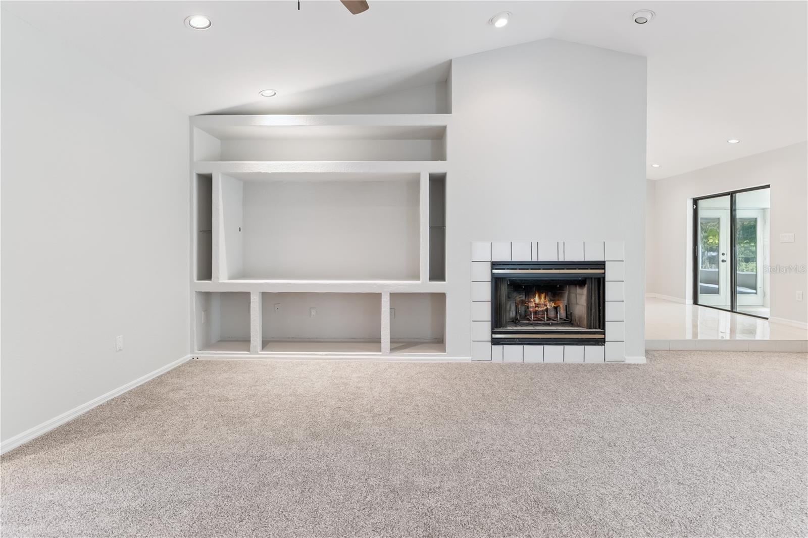 OVERLOOK ESTATES - Residential