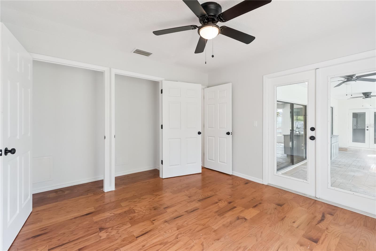 OVERLOOK ESTATES - Residential