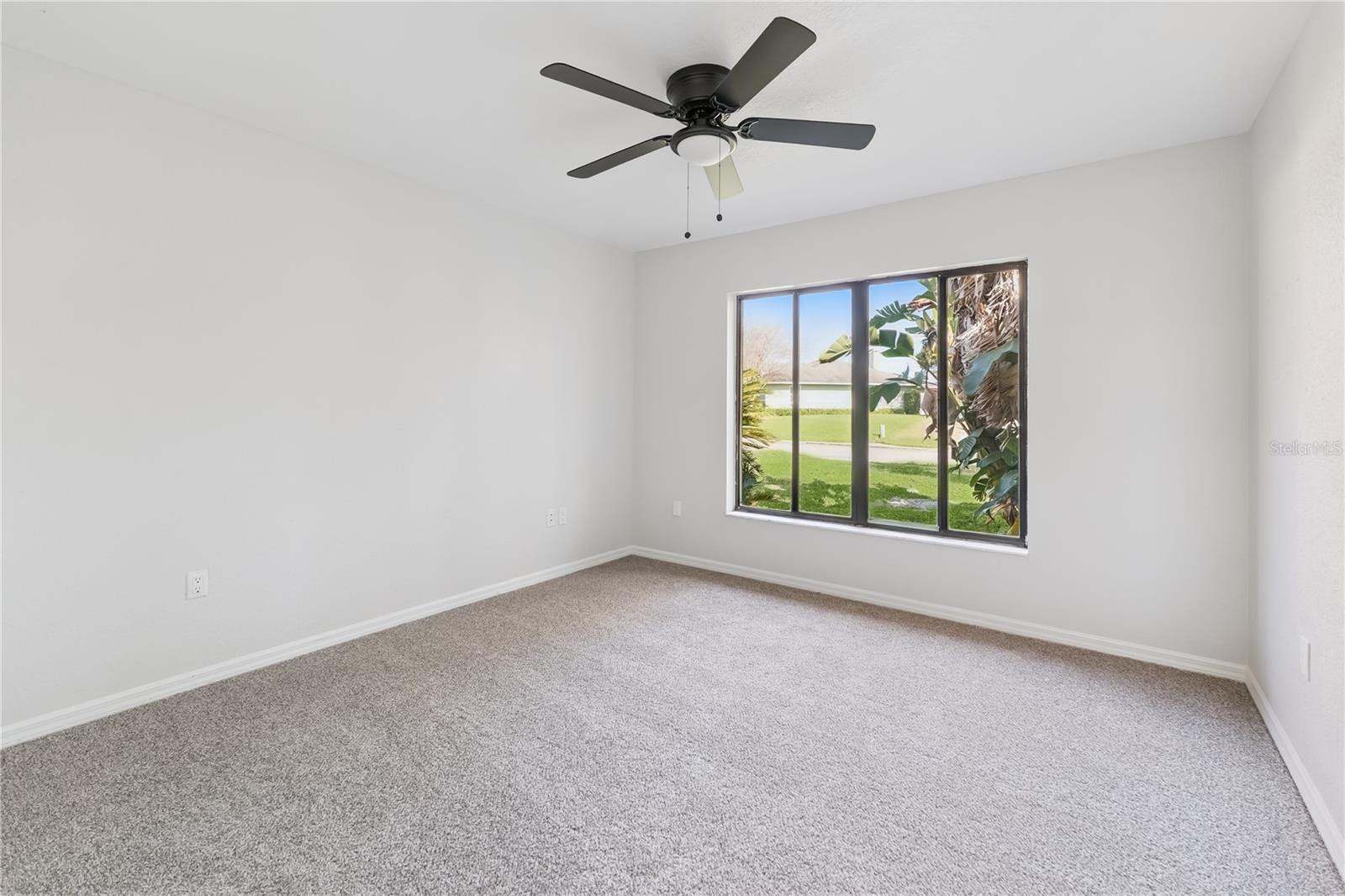 OVERLOOK ESTATES - Residential