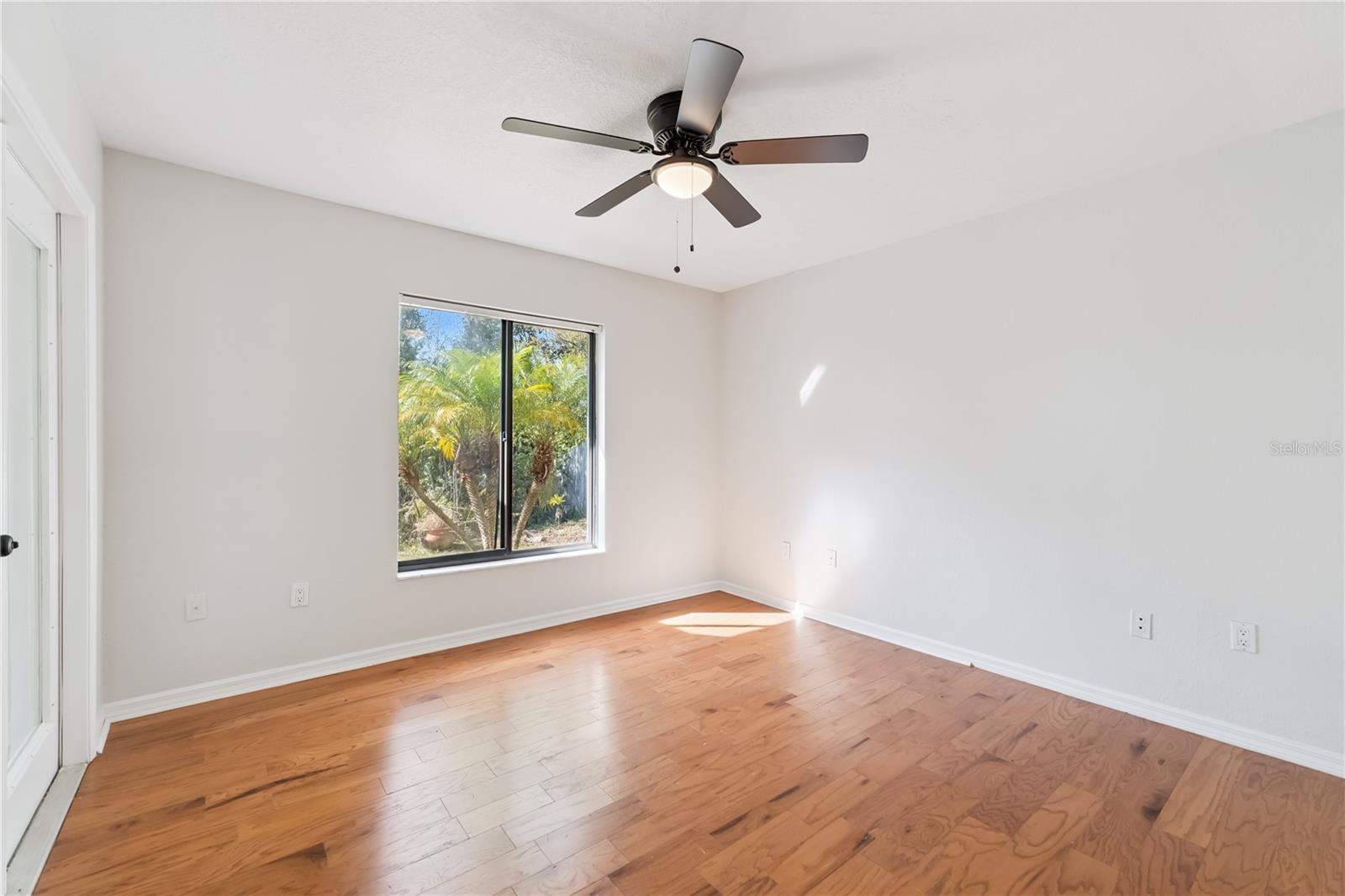 OVERLOOK ESTATES - Residential