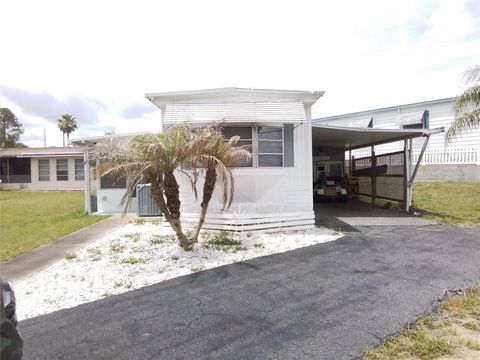Photo of 903 Mark Road, Leesburg, FL 34748 (MLS # G5112998)