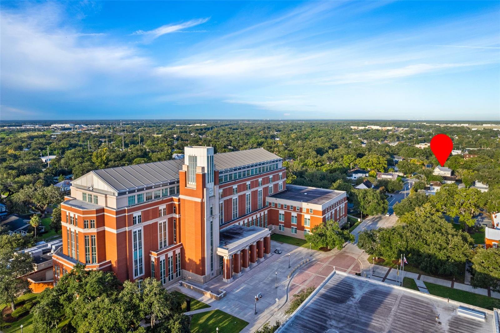 TWENTY-TWO CLYDE - Residential Income