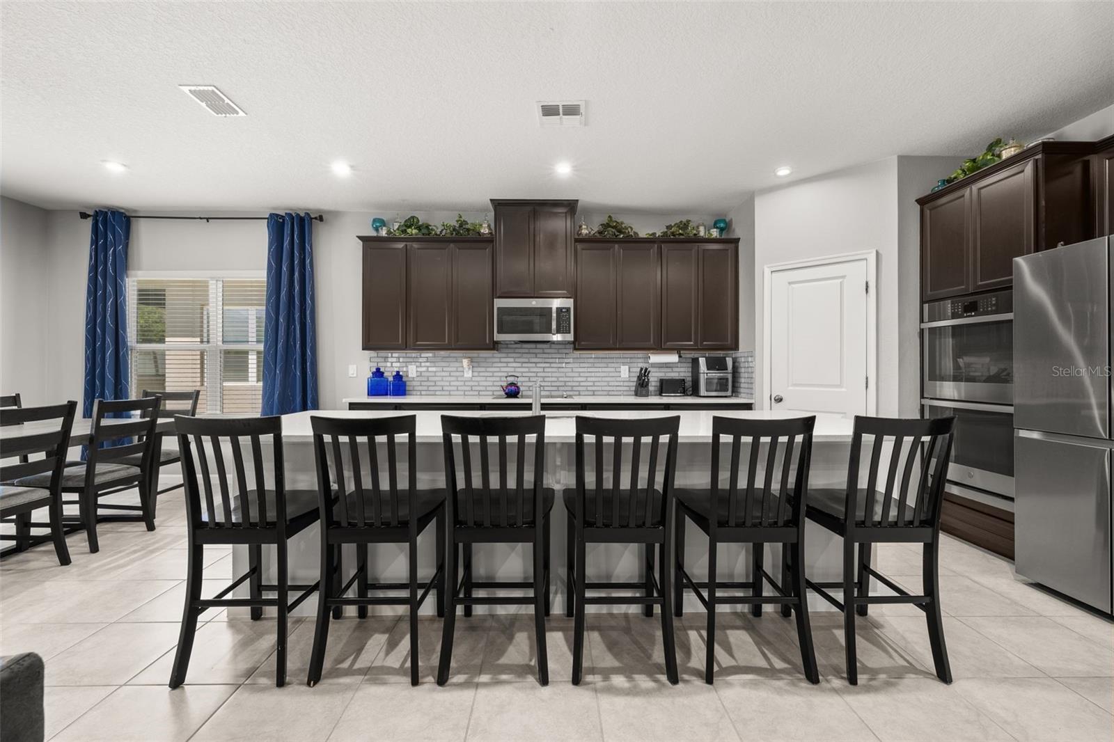 ASTONIA - Residential