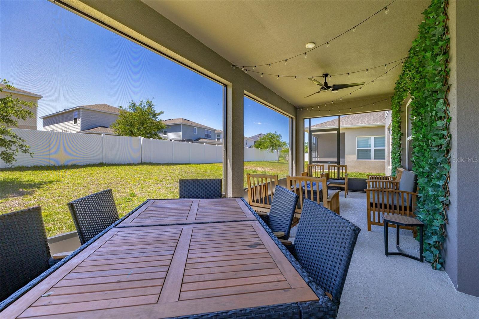 ASTONIA - Residential