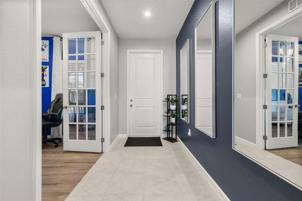 Photo of 636 Bloom Terrace, Davenport, FL 33837 (MLS # S5147860)