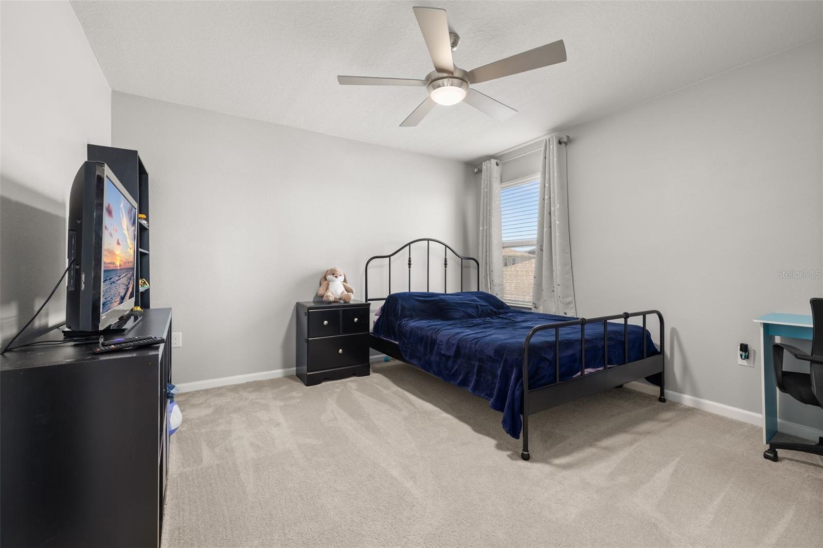 ASTONIA - Residential