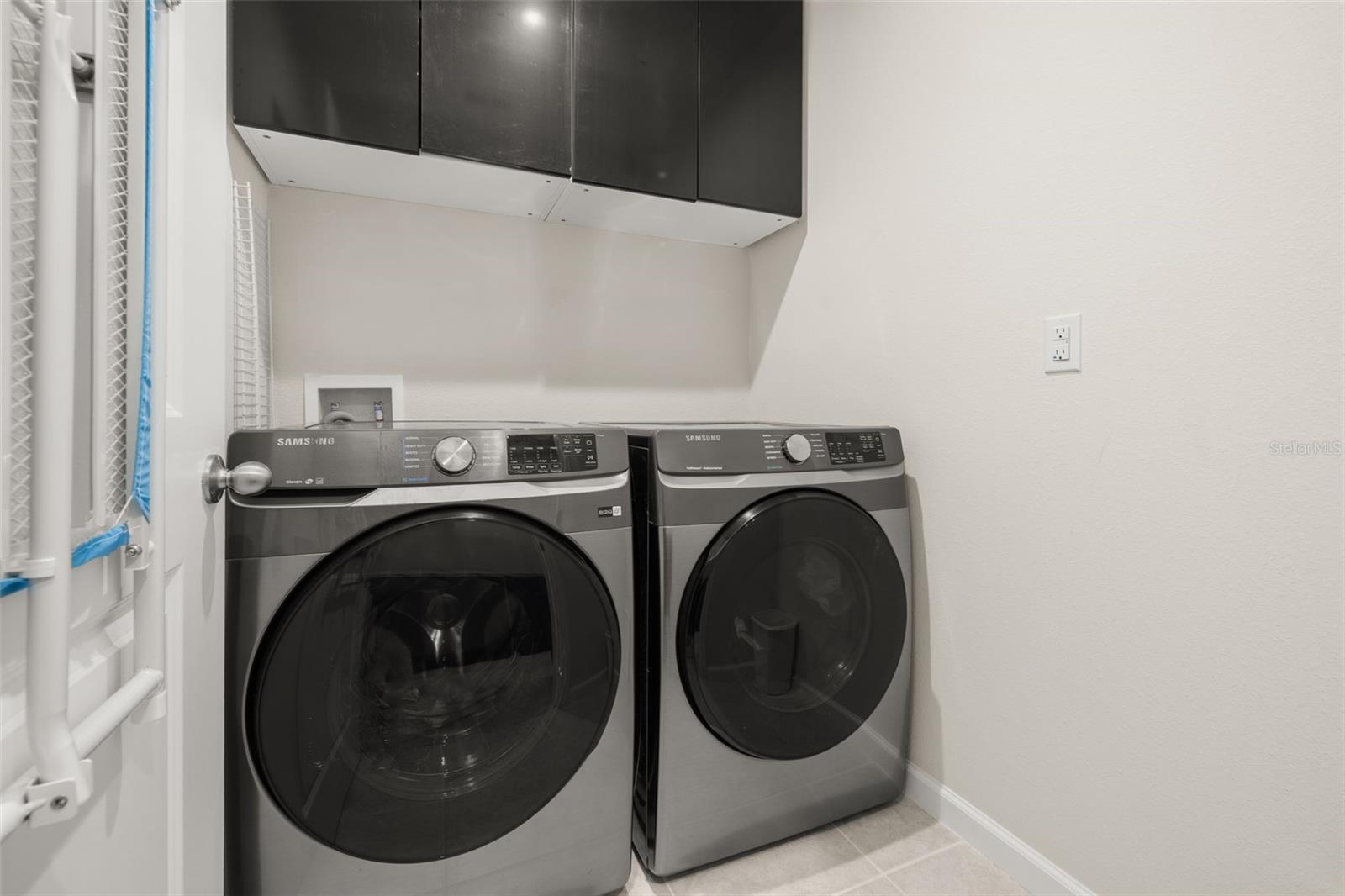 ASTONIA - Residential