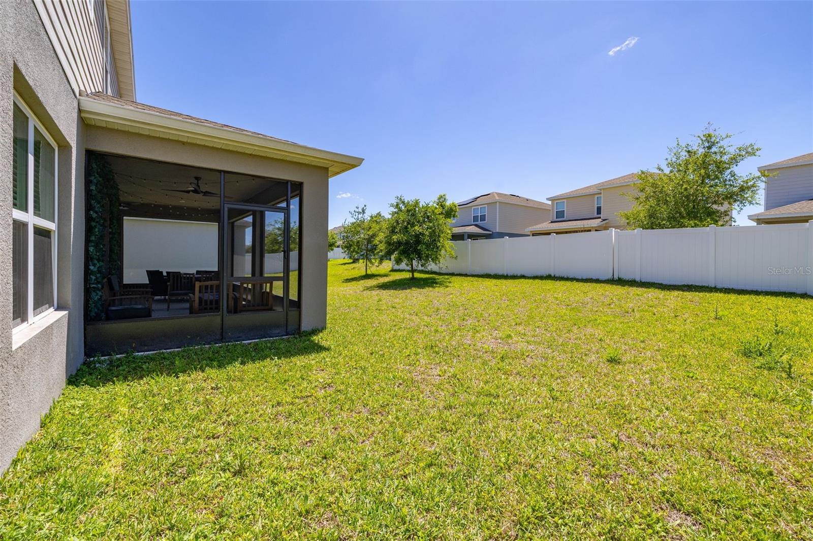 ASTONIA - Residential