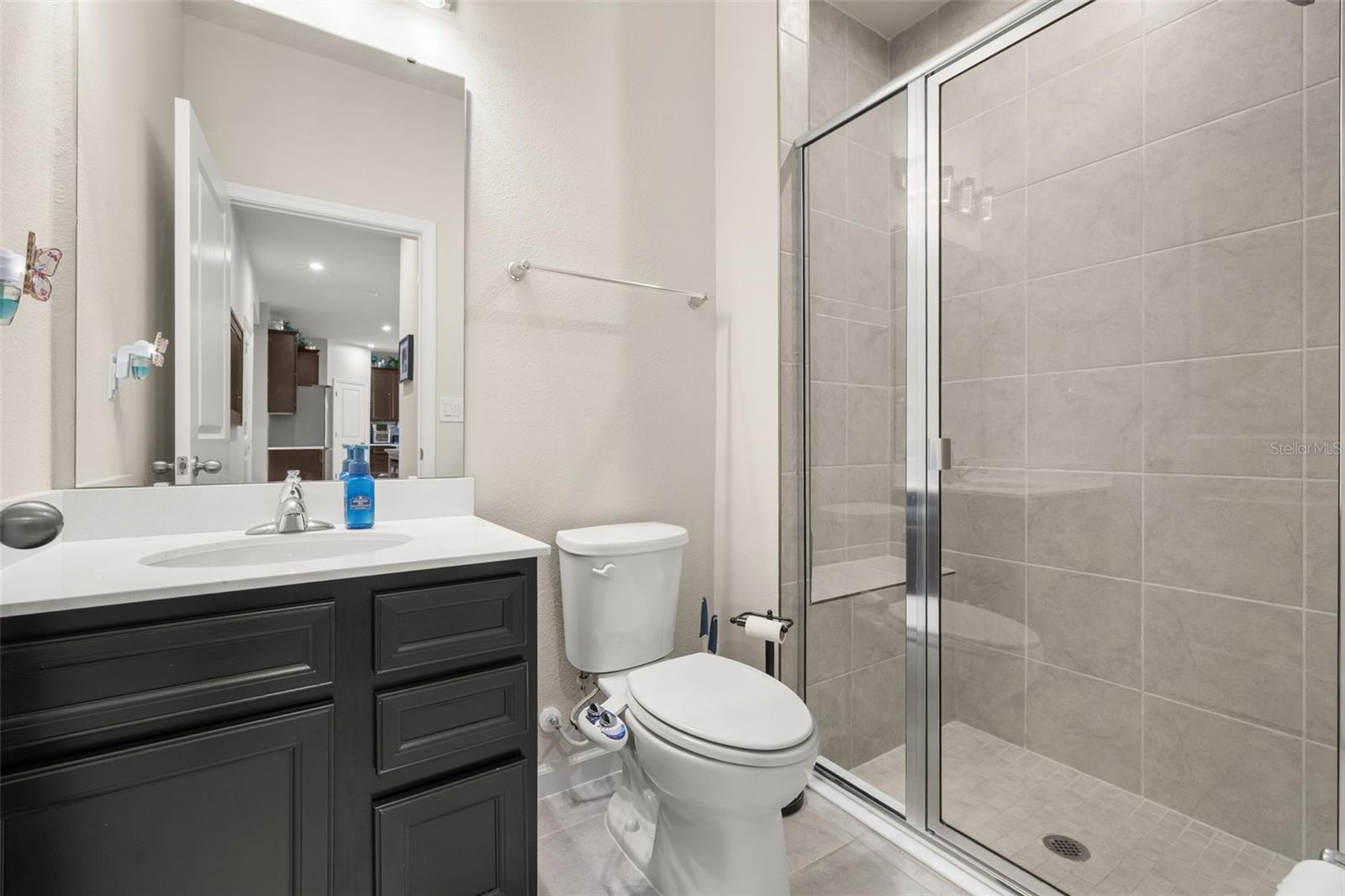 ASTONIA - Residential