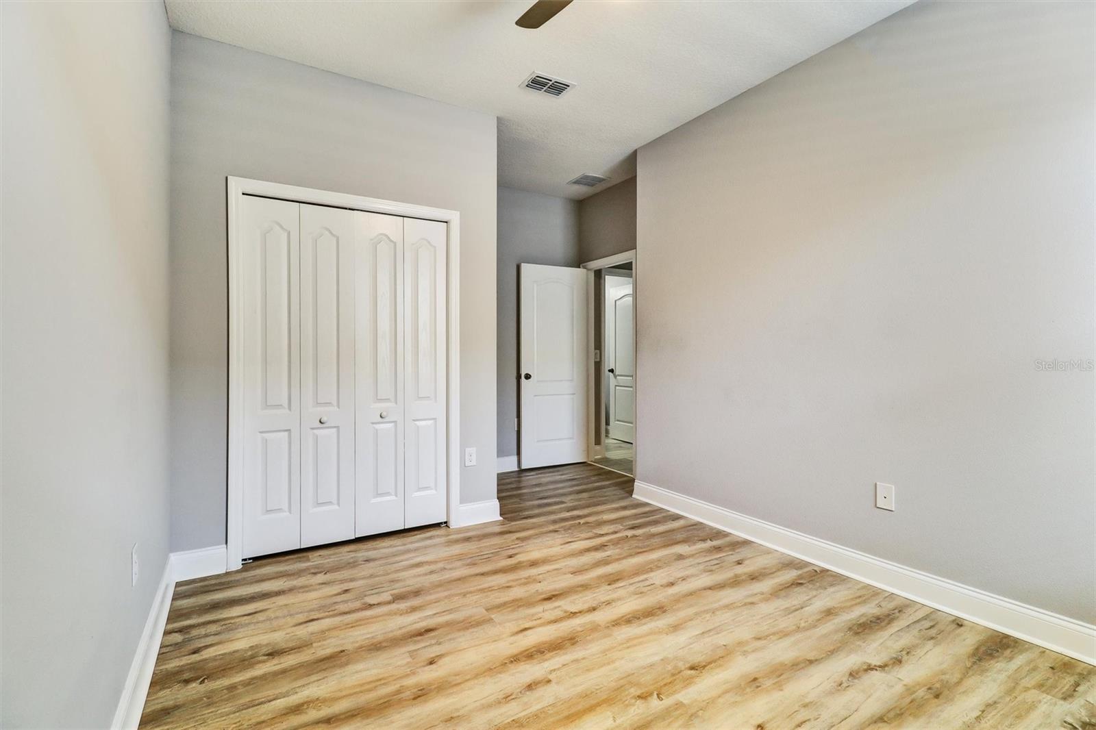 SUNSET GROVES PH 2 - Residential Lease