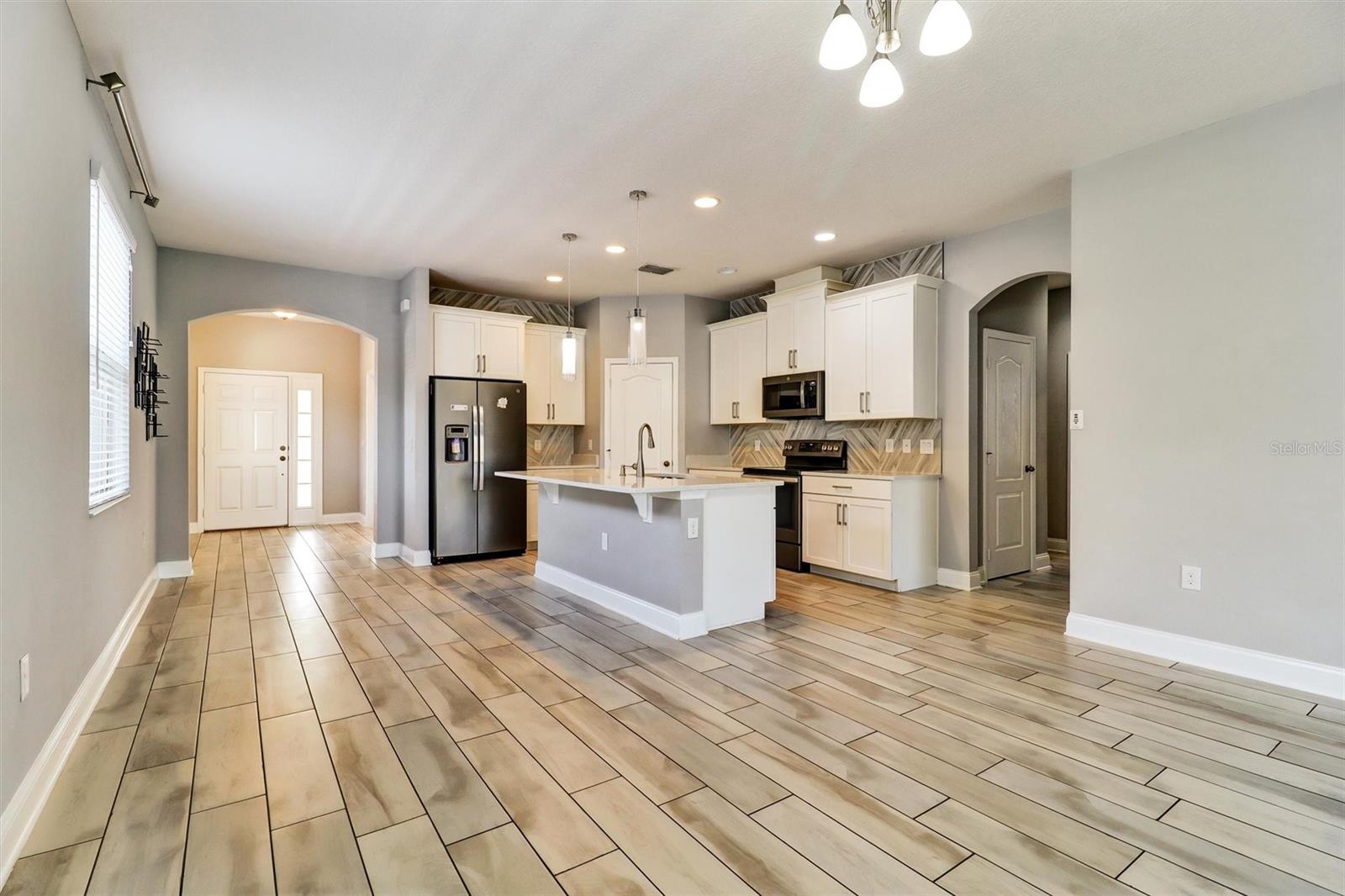 SUNSET GROVES PH 2 - Residential Lease