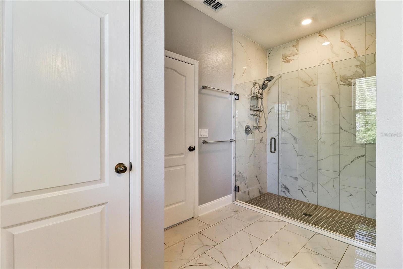 SUNSET GROVES PH 2 - Residential Lease