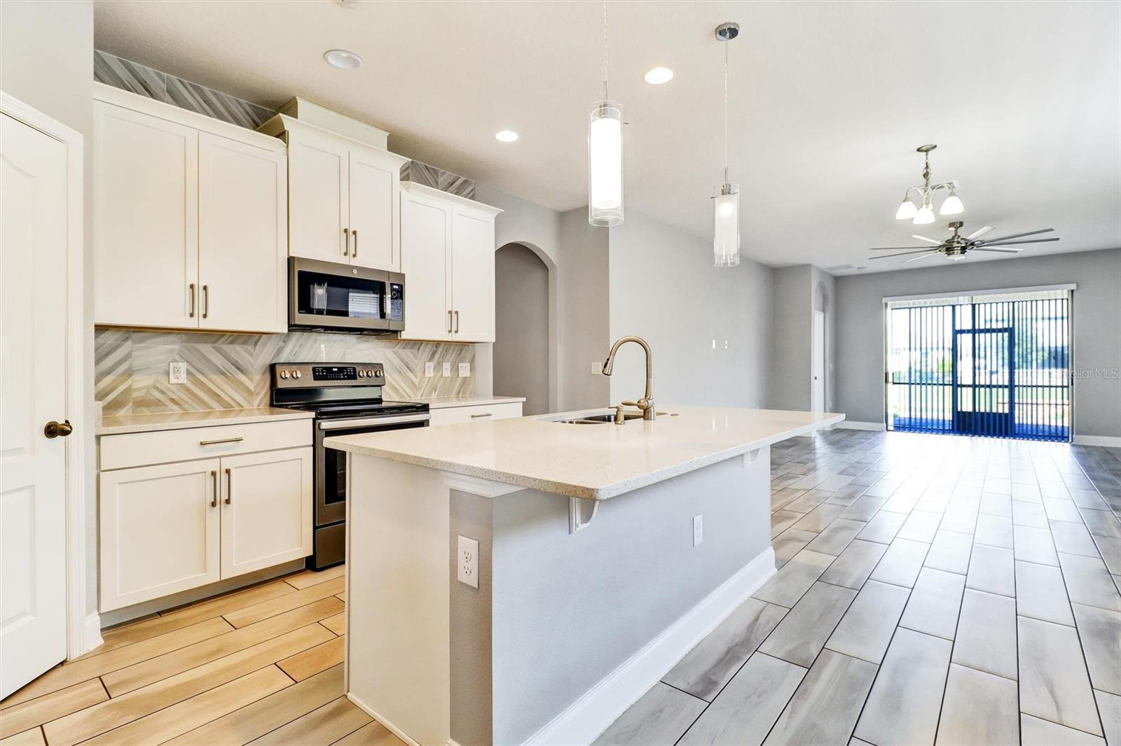 SUNSET GROVES PH 2 - Residential Lease