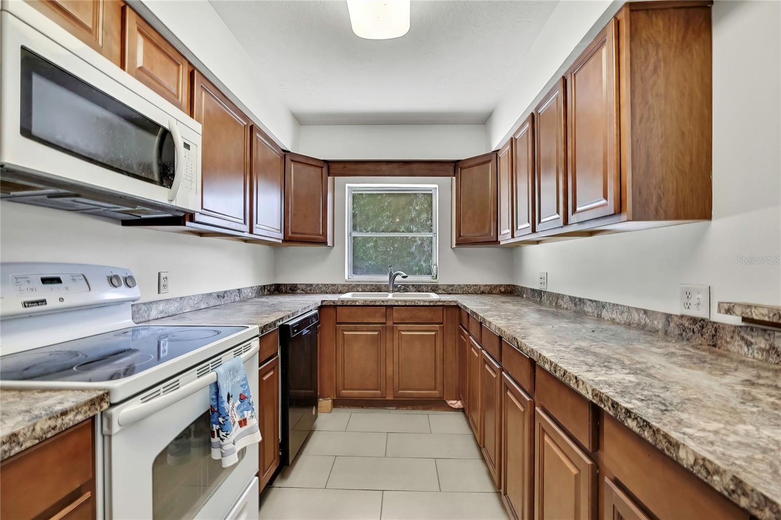 RIPPLING WATERS - Residential