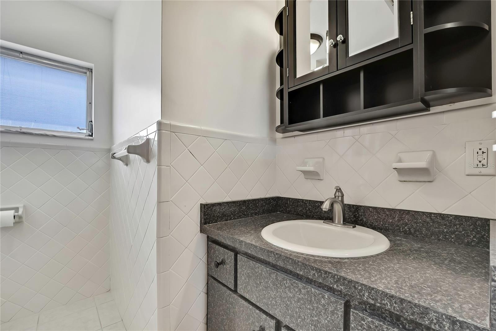 RIPPLING WATERS - Residential