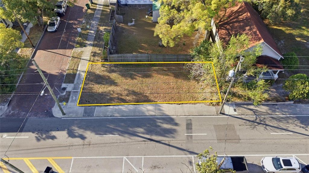 Photo of 2616 N 19th Street, Tampa, FL 33605 (MLS # TB8483409)