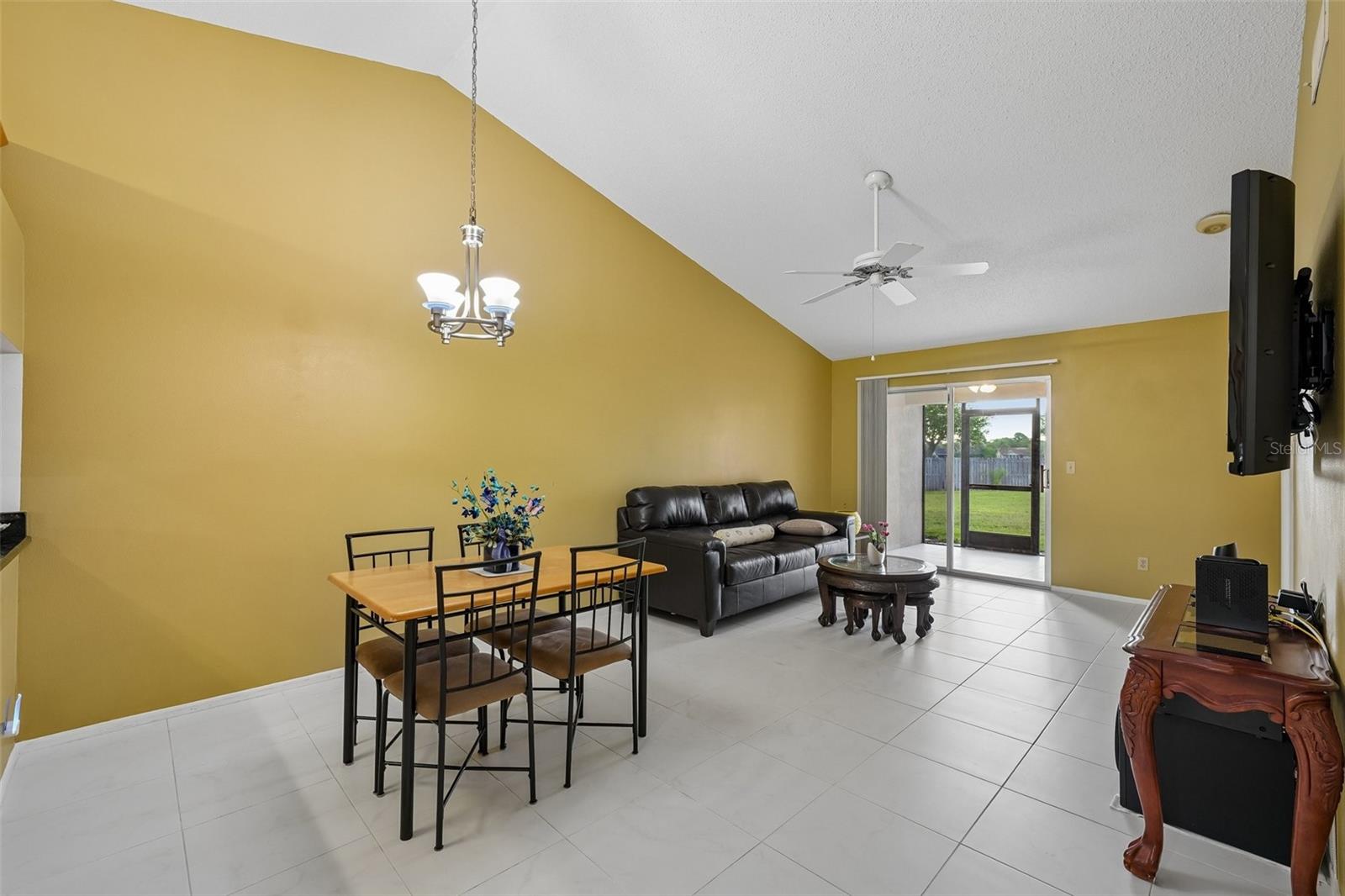 LAKES UNIT 2 PH 4 - Residential