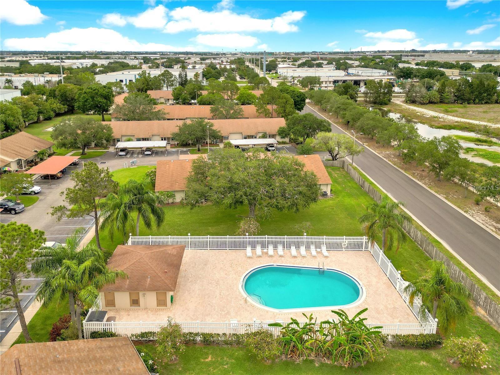 LAKES UNIT 2 PH 4 - Residential