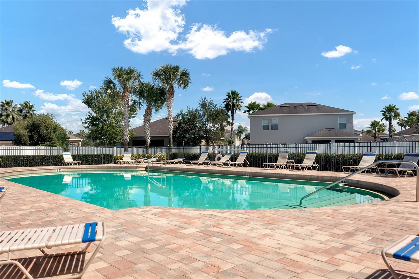 COVINGTON CHASE - Residential