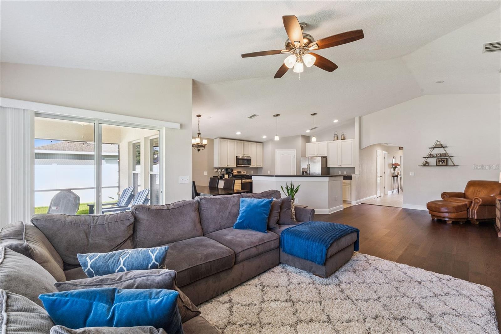 COVINGTON CHASE - Residential