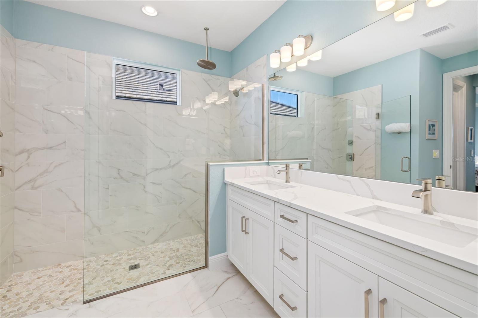 VISTERA - Residential