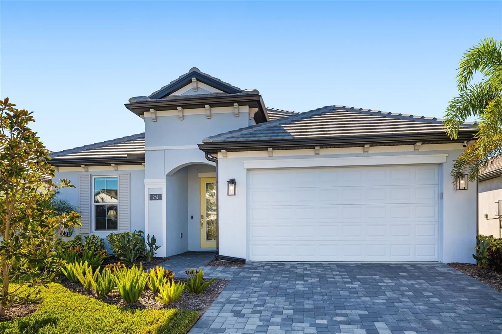 VISTERA - Residential