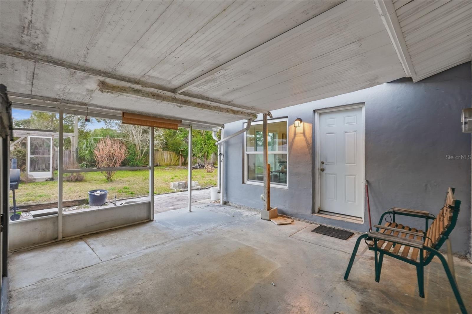 DELTONA LAKES UNIT 02 - Residential