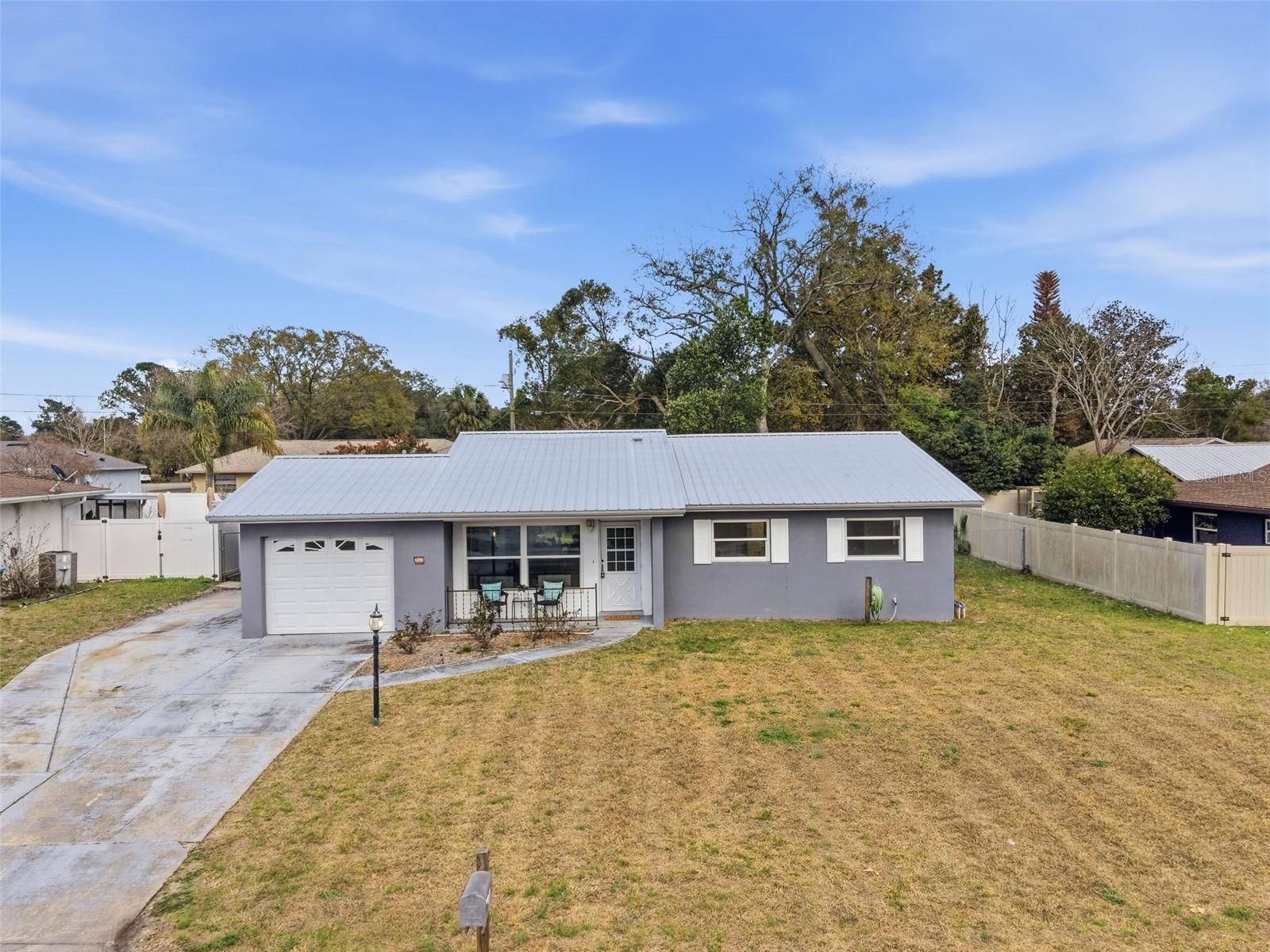 DELTONA LAKES UNIT 02 - Residential