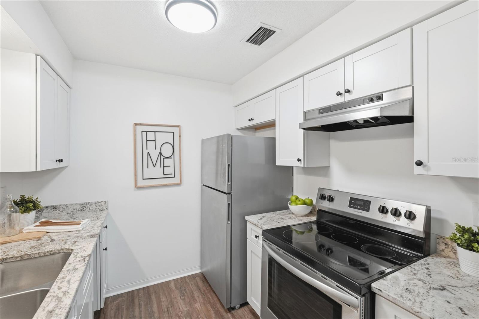 DELTONA LAKES UNIT 02 - Residential