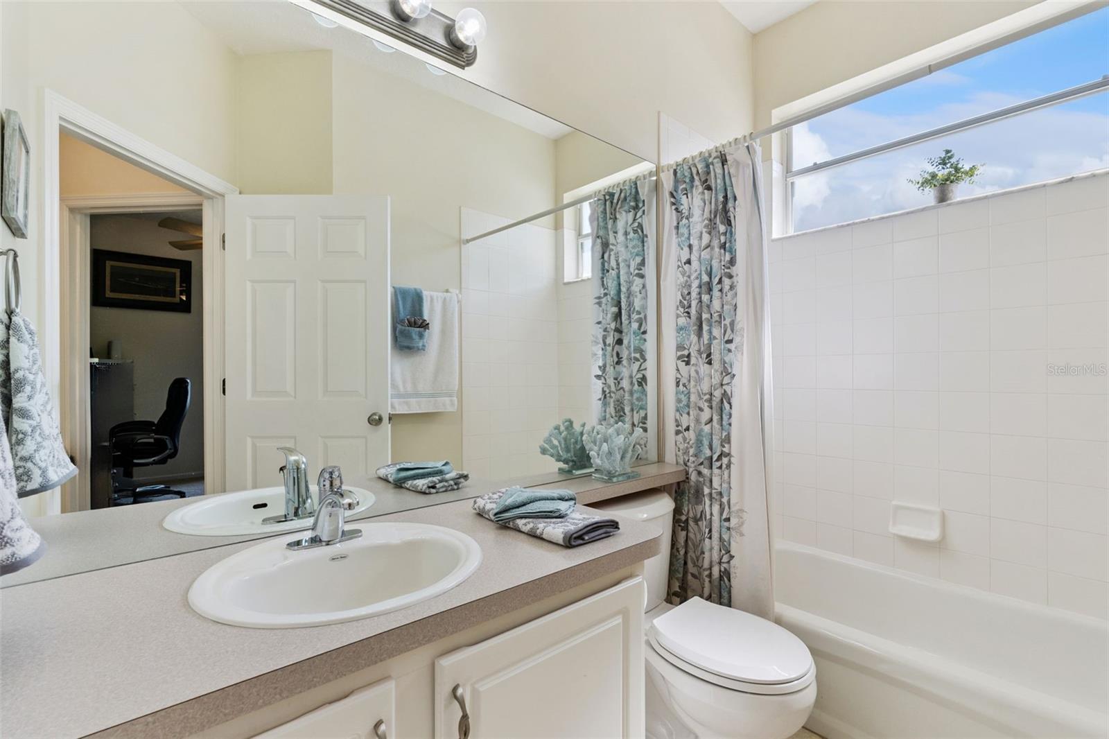 LAKE LOUISA HIGHLANDS PH 01 - Residential