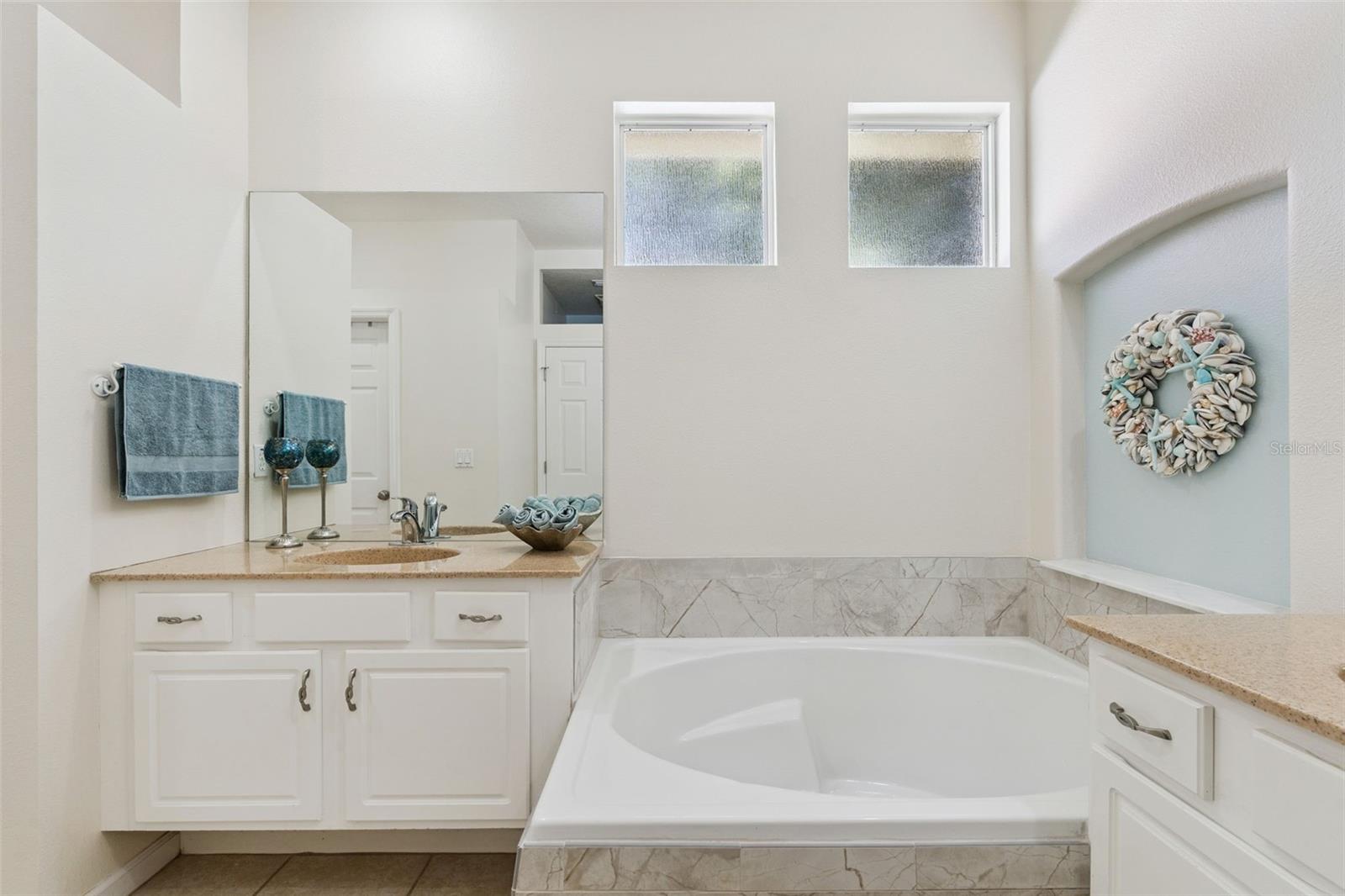 LAKE LOUISA HIGHLANDS PH 01 - Residential