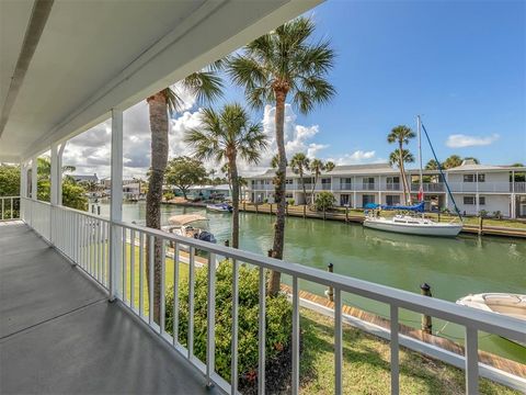 A home in VENICE