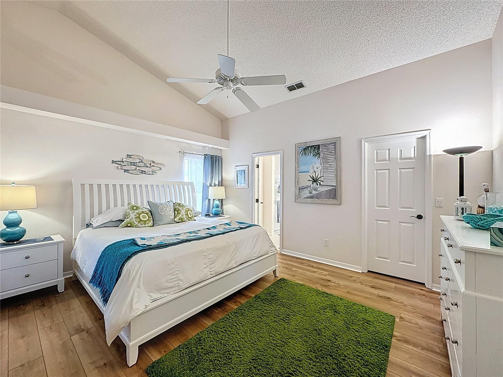 KINGS RIDGE - Residential