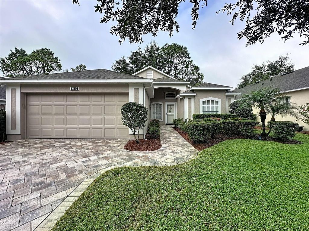 Photo of 3812 Doune Way, Clermont, FL 34711 (MLS # G5105123)
