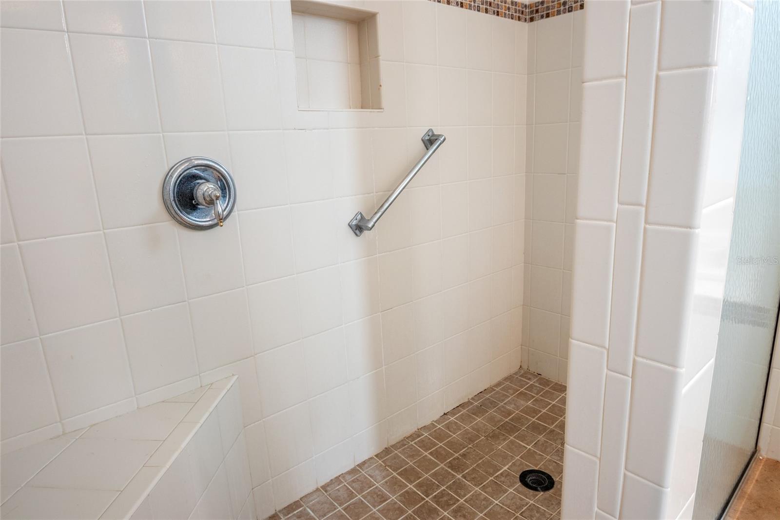 LEESBURG LEGACY LEESBURG UNIT 06 - Residential