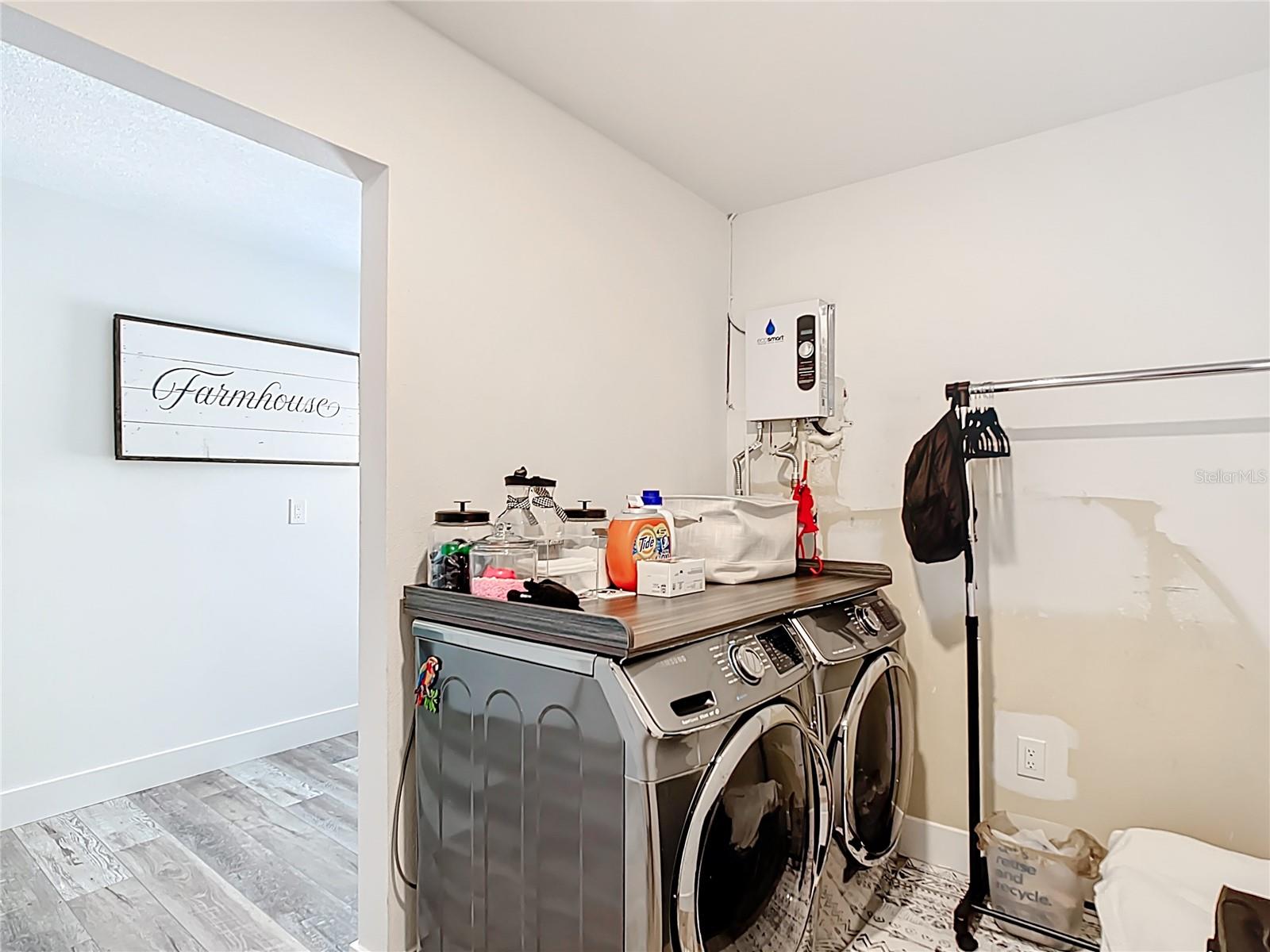 BIG PINE ISLAND SUB - Residential