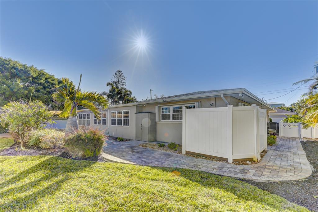 JONES - Residential