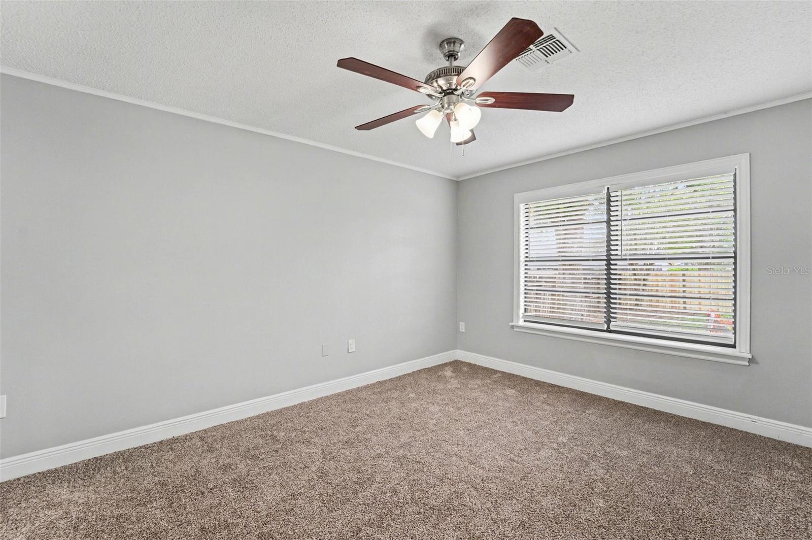 LAKEVIEW KNOLL PH 01 - Residential