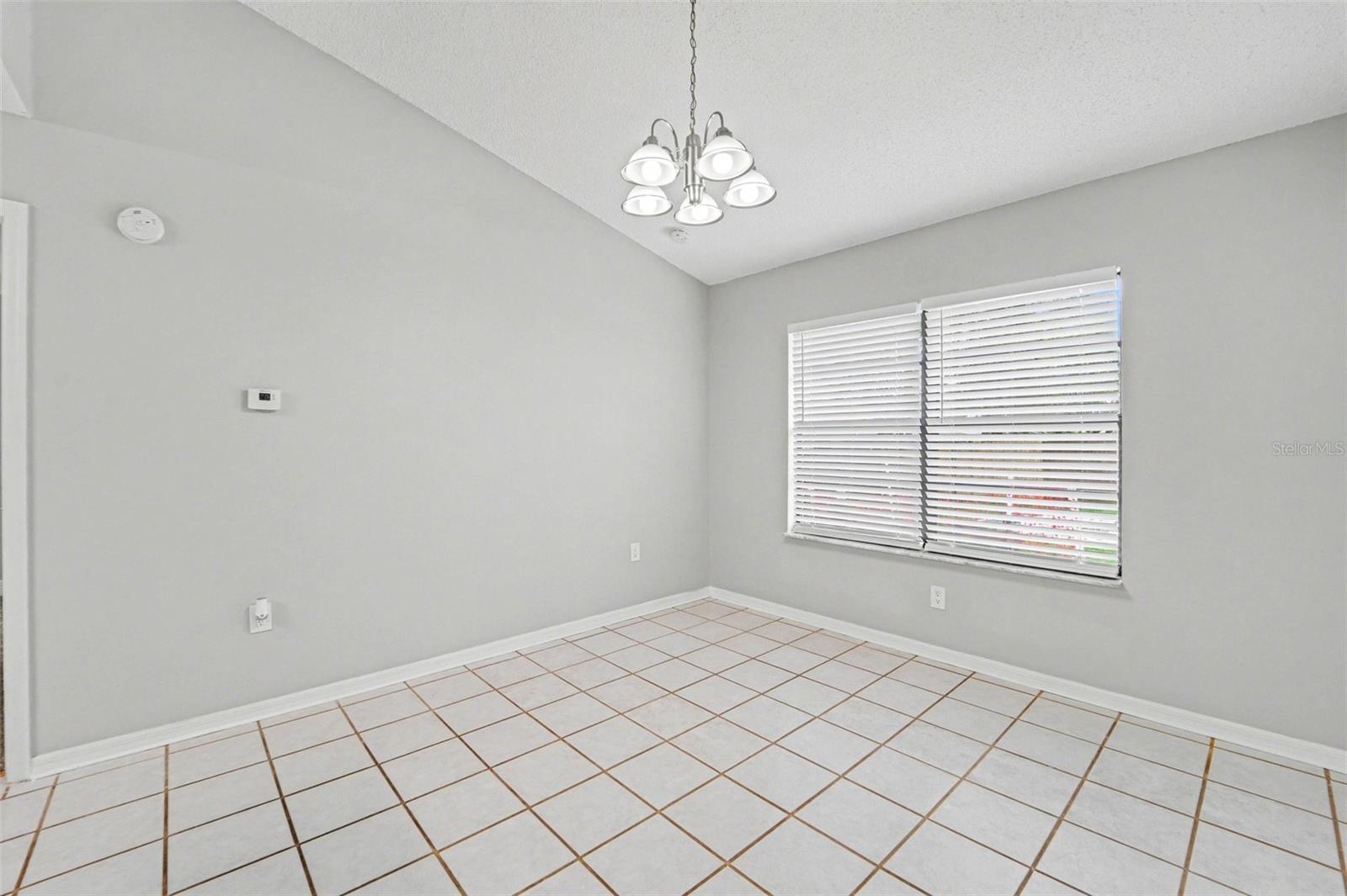 LAKEVIEW KNOLL PH 01 - Residential